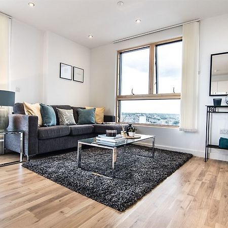 The Penthouse At Hewitt Hotel Рединг Екстериор снимка