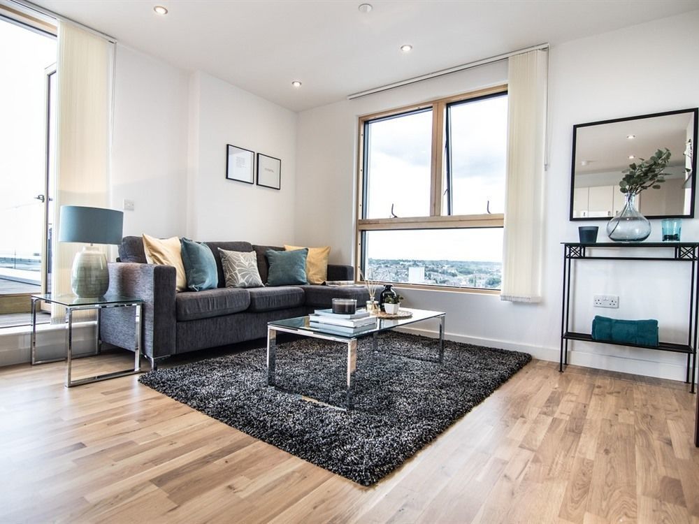 The Penthouse At Hewitt Hotel Рединг Екстериор снимка