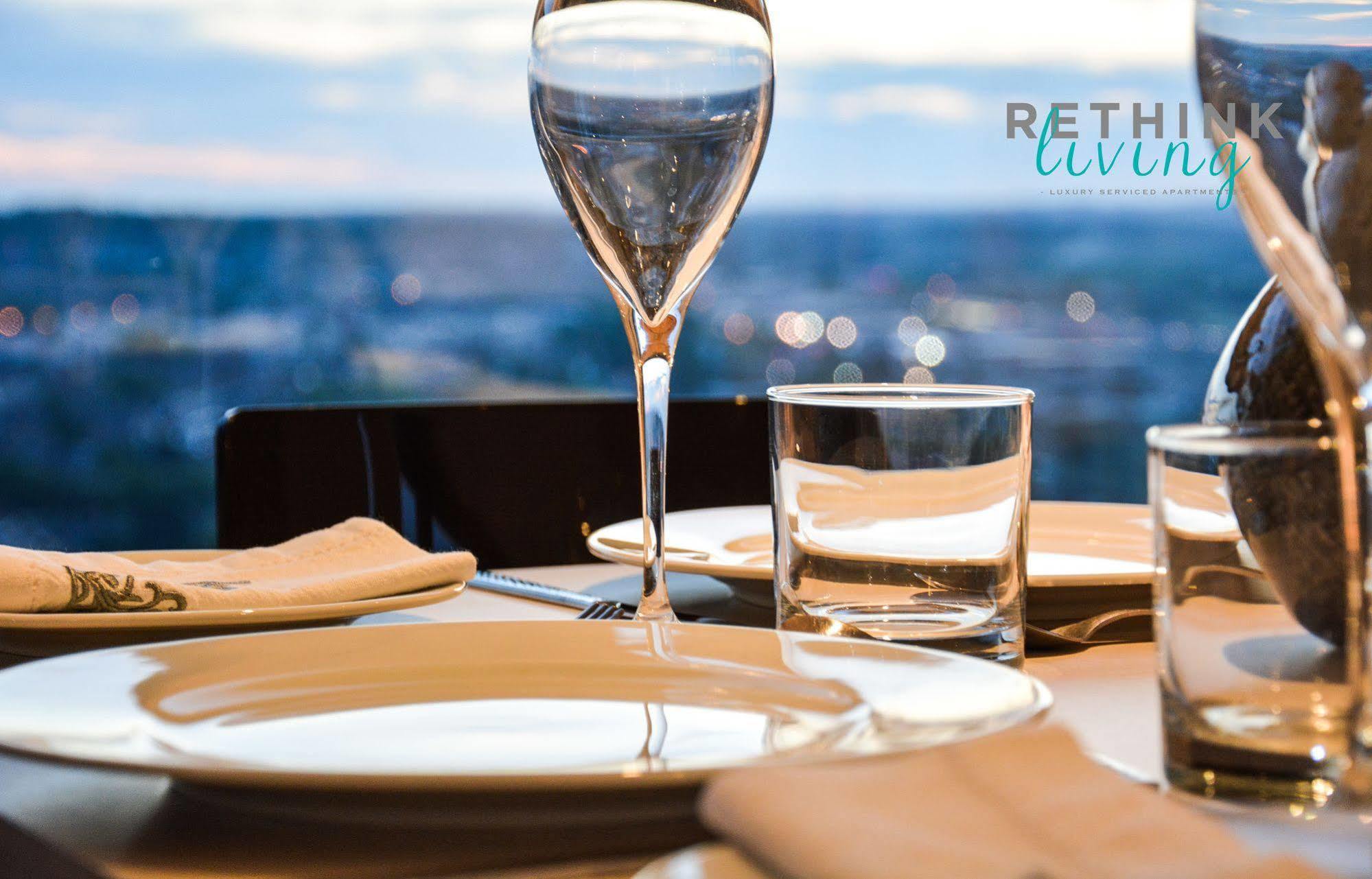 The Penthouse At Hewitt Hotel Рединг Екстериор снимка